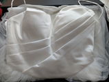 M review photo