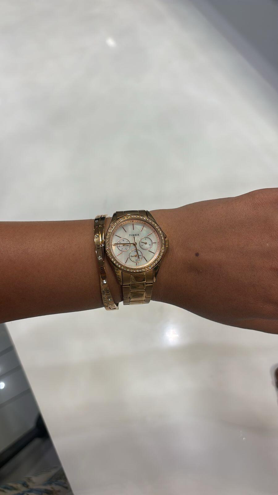 saranya S review photo