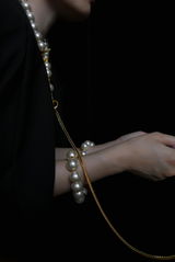 Nomi review photo