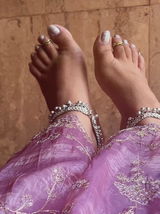 Anusha review photo