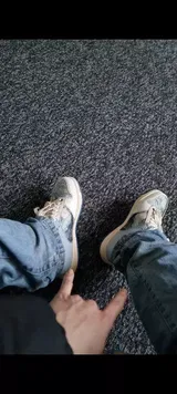 E** B**** review photo