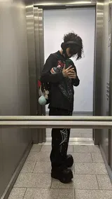 S**** R****** review photo