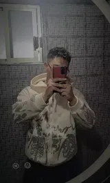 D*** M****** review photo