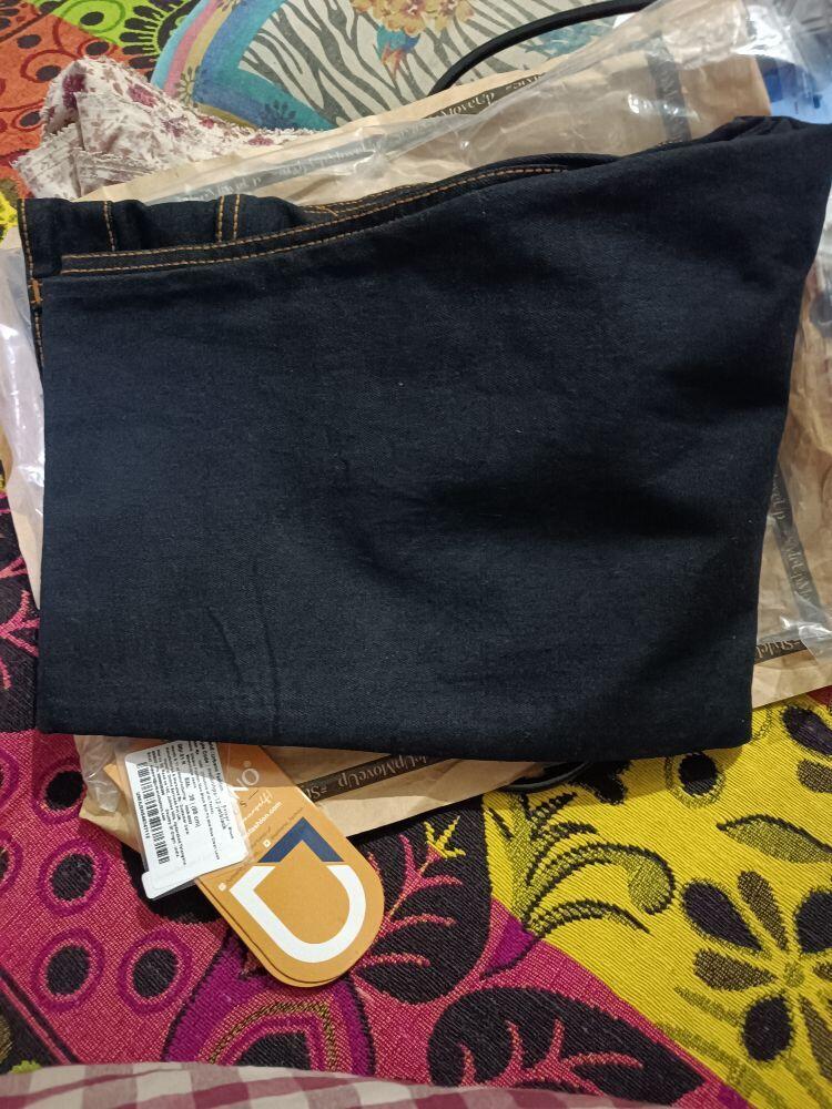 Product photo 3 from Nilapadma Mishra’s review
