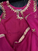 Sakshi mahar review photo