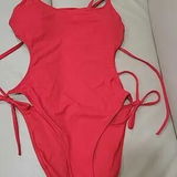 Kyra review photo