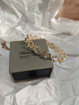Evelyn review photo