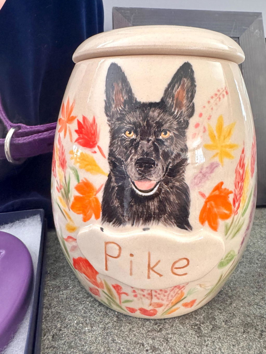 Custom Pet Portrait Ceramic Memorial Urn – Handmade Pet Ashes Keepsake