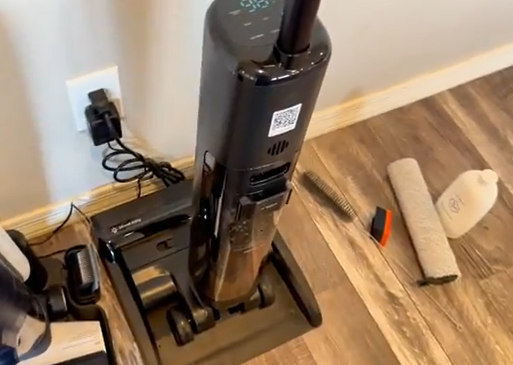 UWANT Cordless Wet Dry Vacuum Cleaner D600