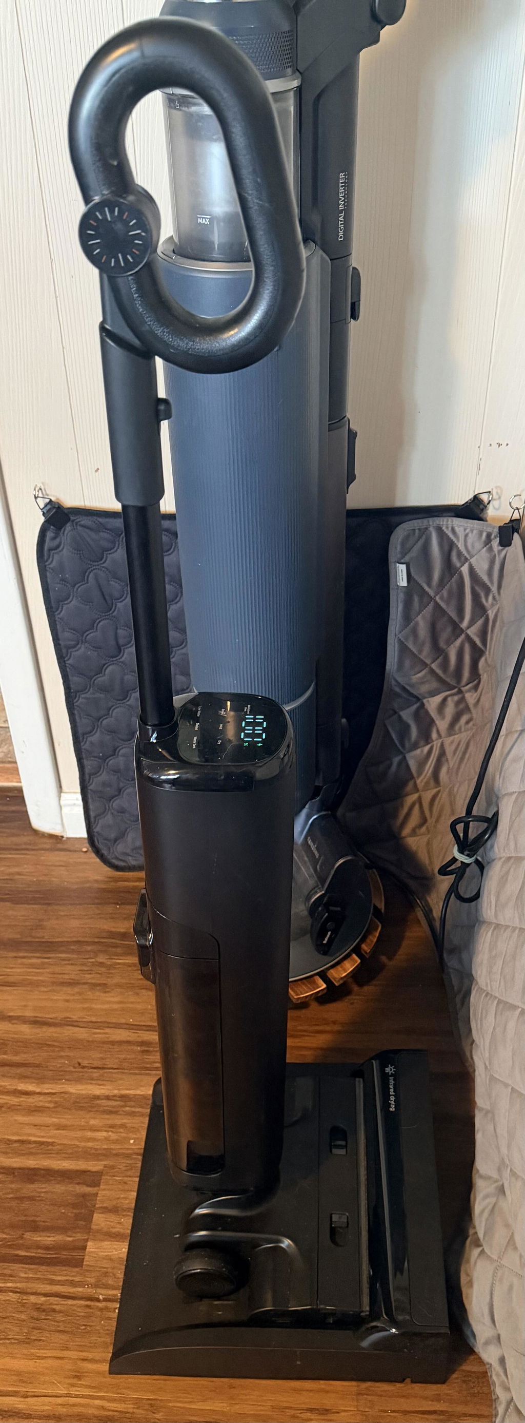 UWANT Cordless Wet Dry Vacuum Cleaner D600