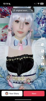 C. review photo