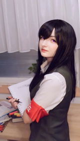 Y. review photo