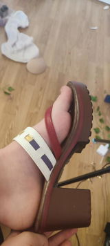 L. review photo