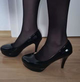J. review photo