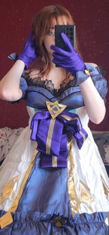 E. review photo