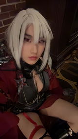 K.T. review photo