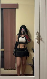 H. review photo