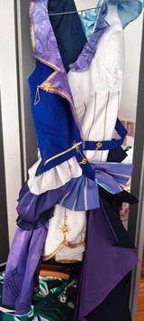 T. review photo