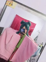 R. review photo