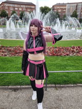 M.H. review photo