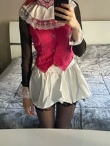y.^. review photo