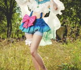 E. review photo