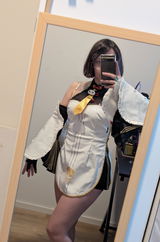 h. review photo