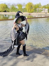 L.N. review photo