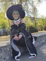 L.N. review photo