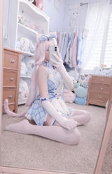 s. review photo