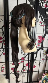 L. review photo