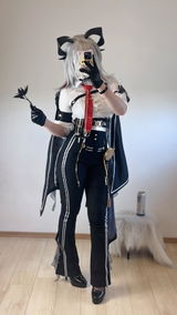 L. review photo