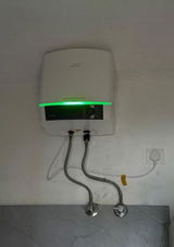 praveen review photo
