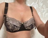 Elina review photo