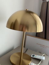 Loni review photo