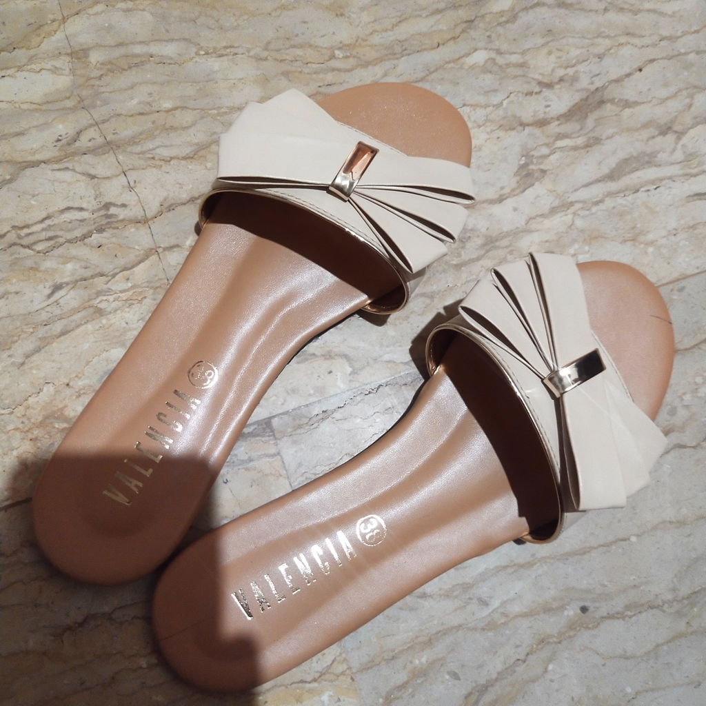 Triple Bow Slipper