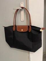 Camillia review photo
