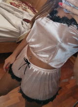 Karolina review photo