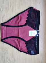Agata review photo