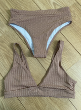 Dominika review photo