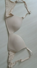 Ania review photo