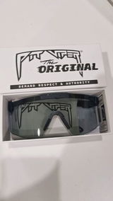 t*****n review photo