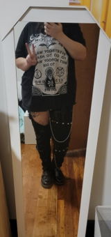 V.J. review photo