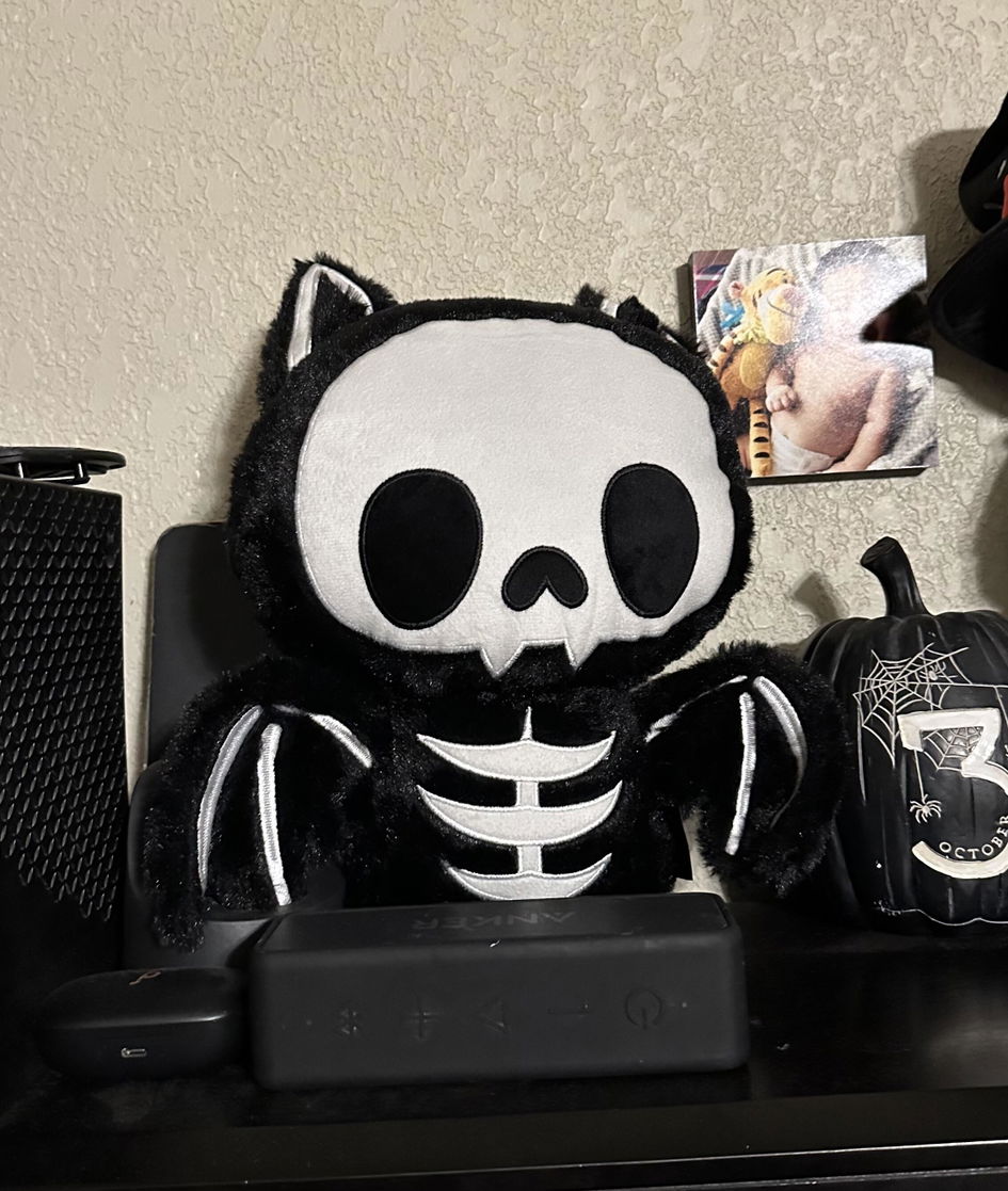 Bony Bat Plush Toy – VampireFreaks