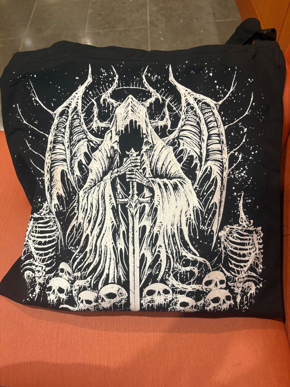 Shoulder Sling Zipper Tote Bag – VampireFreaks