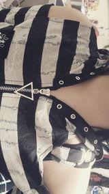 Ari review photo
