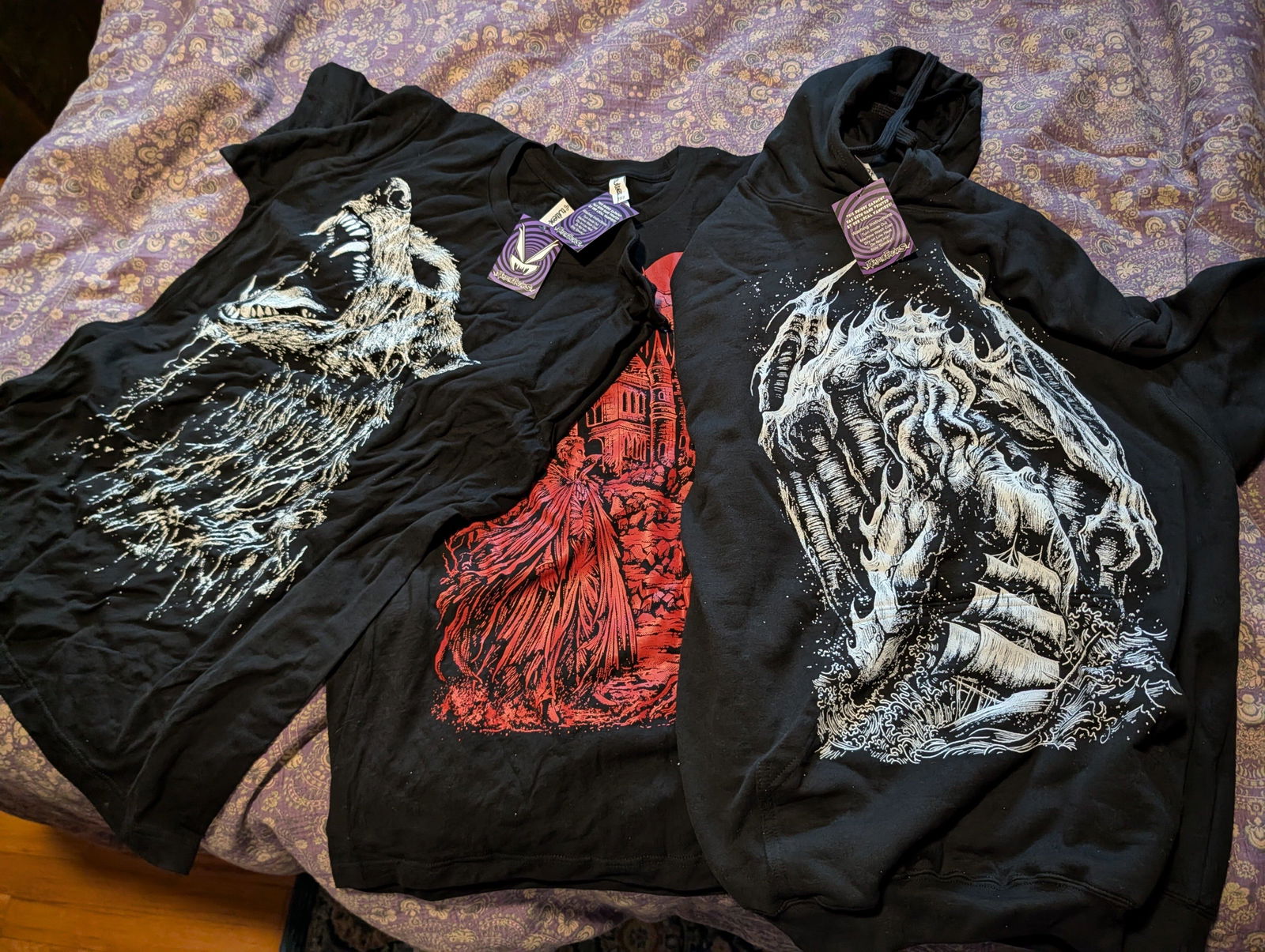 VF Mystery Hoodie Bag – VampireFreaks