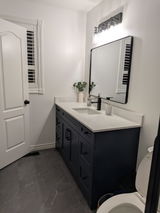 Hampton 60"S Solid-Wood Vanity with Quartz Countertop