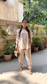 Sneha khan review photo