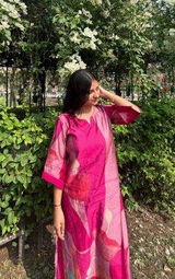Pooja Negi review photo